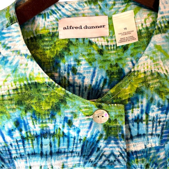 Plus Size Alfred Dunner Button Up Light Jacket - Picture 2 of 8